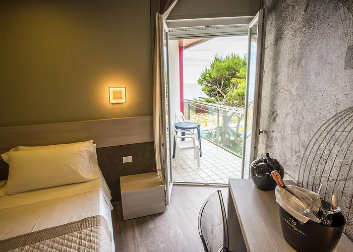 Hotel Cesare Augustus 4*