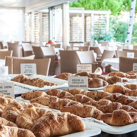 מלון Cesare Augustus לידו די ג'סולו